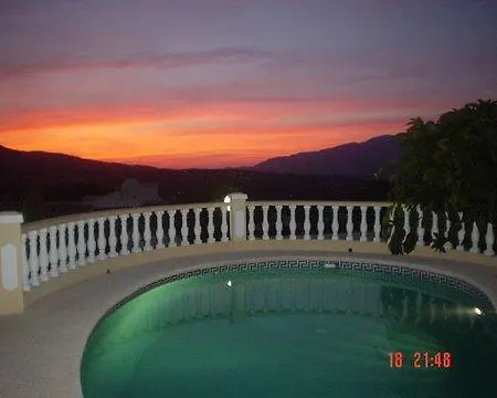 Casa Verdunia Bed & Breakfast